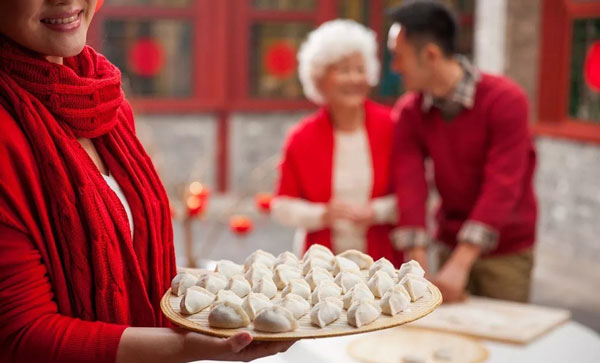 报名啦！嘉年物业过小年与业主一起包饺子咯！